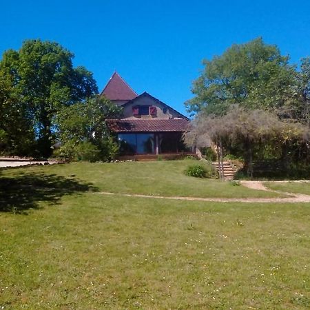 Les Coustilles Saint-Alvère Exterior foto